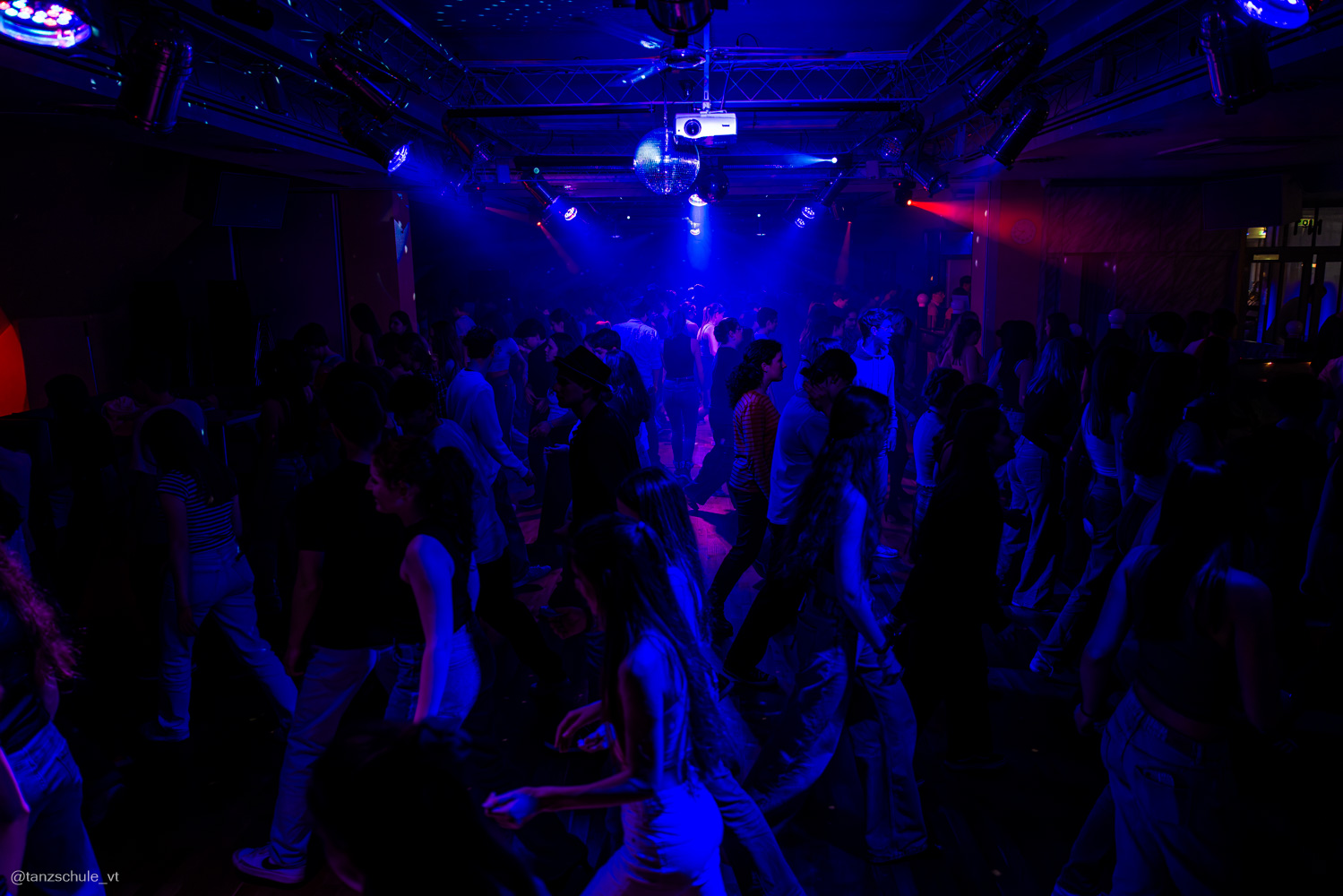 20240420 Huckepack Tanzparty 4672